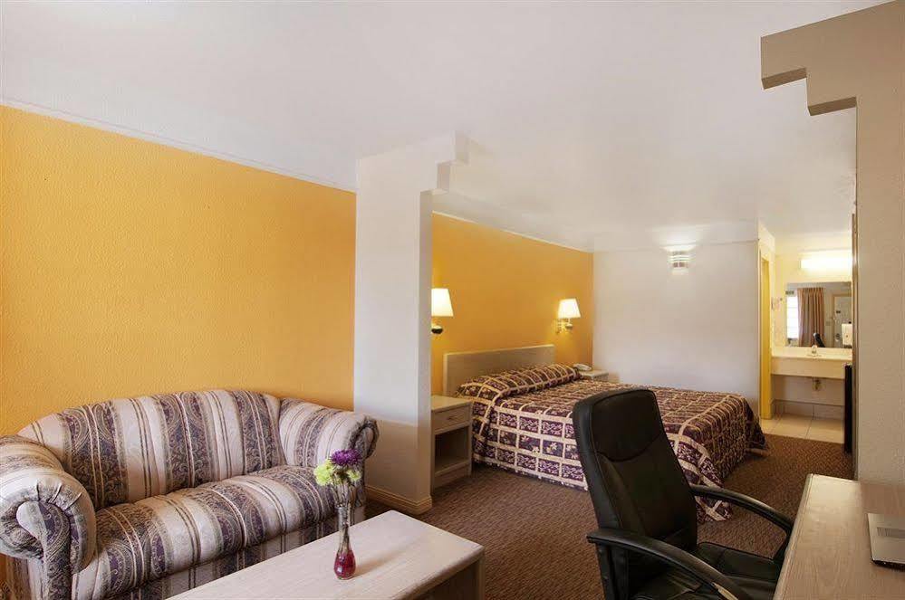 Texas Inn & Suites Pharr/San Juan Eksteriør bilde